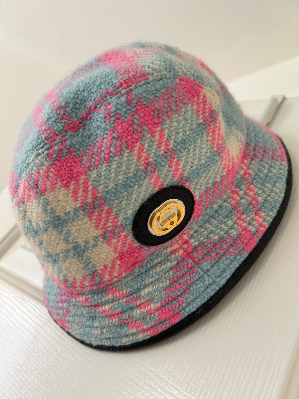 Gucci Beige Lined Hat with Black Logo Tag